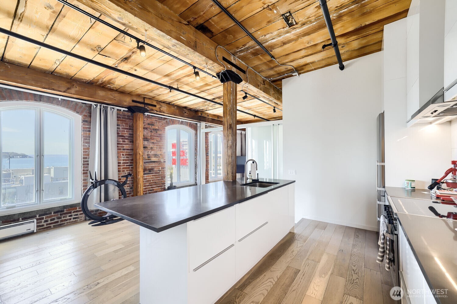1507 Western Seattle WA 98101
