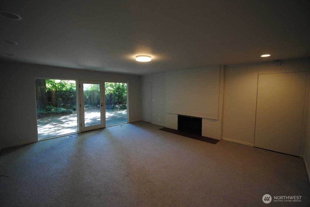 930 130th Avenue NE Bellevue WA 98005