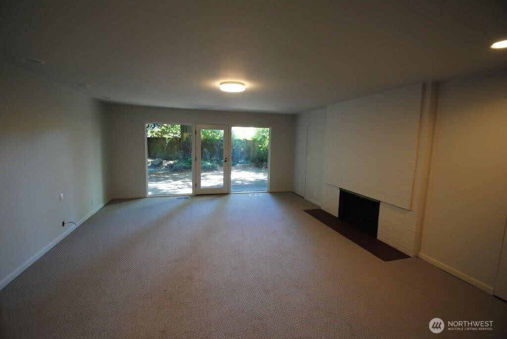 930 130th Avenue NE Bellevue WA 98005