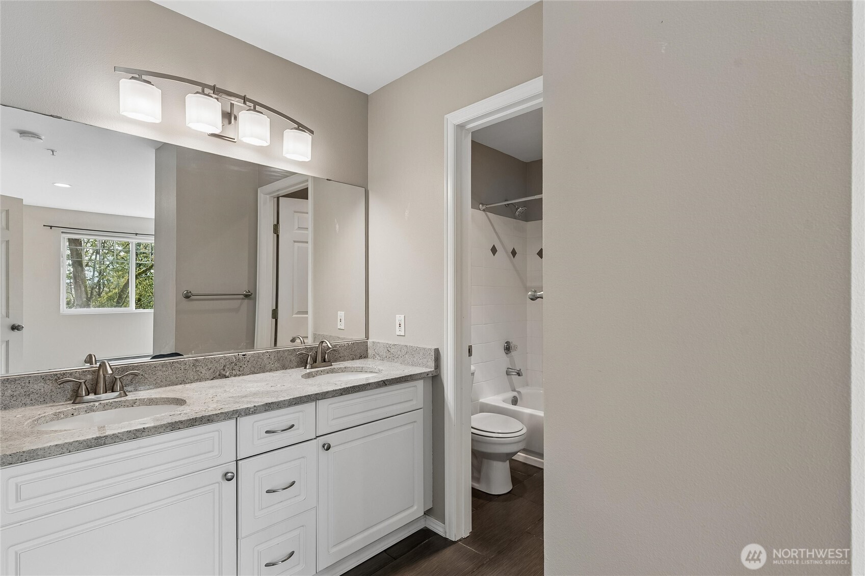 18501 SE Newport Way Issaquah WA 98029