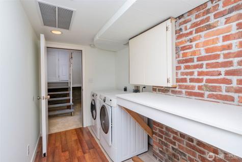 4814 36th Avenue NE Seattle WA 98105