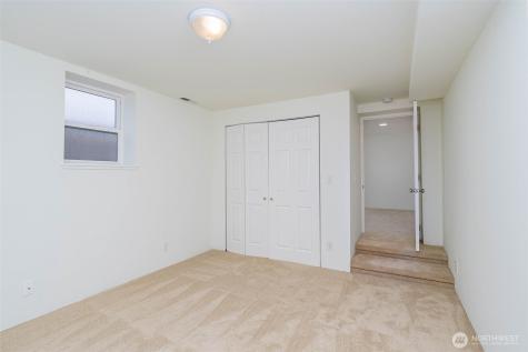4814 36th Avenue NE Seattle WA 98105