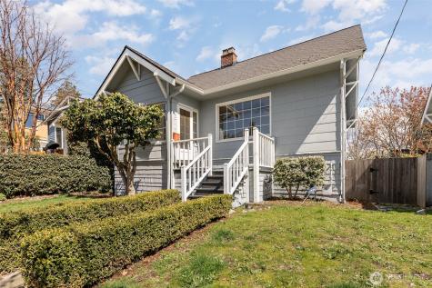 4814 36th Avenue NE Seattle WA 98105
