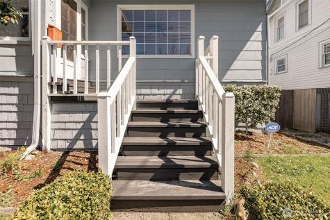 4814 36th Avenue NE Seattle WA 98105