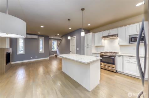 690 Wintersweet Road NE Bainbridge Island WA 98110