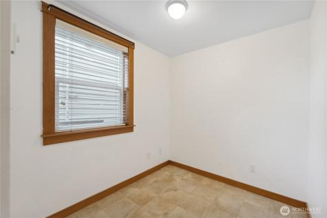 9228 15th Avenue SW Seattle WA 98106