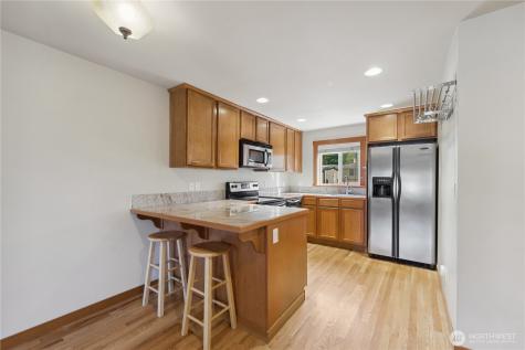 9228 15th Avenue SW Seattle WA 98106