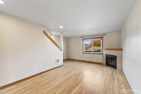 9228 15th Avenue SW Seattle WA 98106