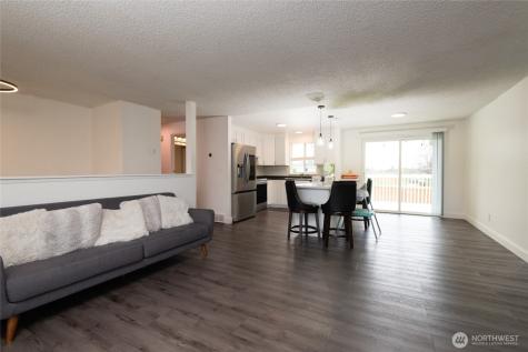 12638 SE 210th Court Kent WA 98031