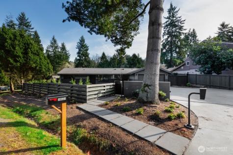 16631 10th Avenue NW Shoreline WA 98177