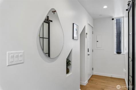 732 Belmont Place E Seattle WA 98102