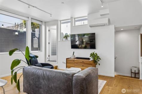 732 Belmont Place E Seattle WA 98102