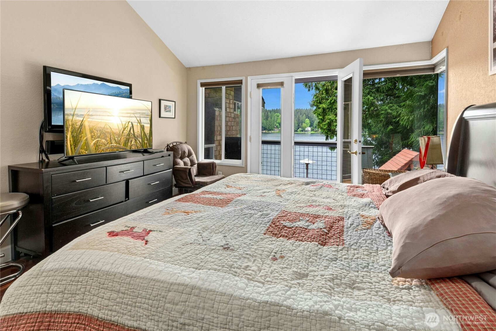 3459 E Ames Lake Lane NE Redmond WA 98053