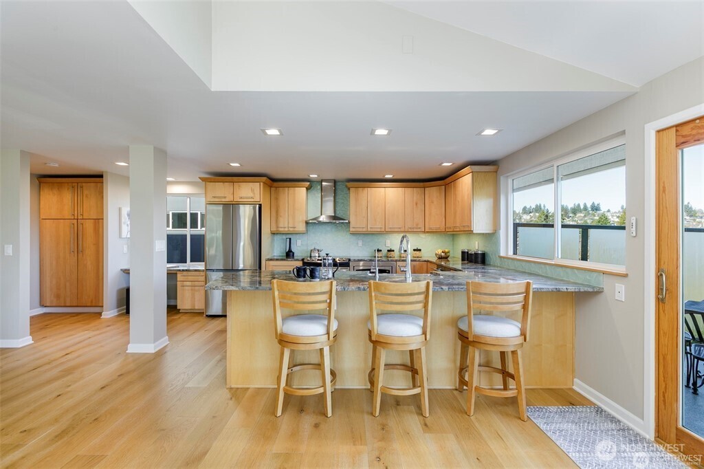 6001 60th Avenue NE Seattle WA 98115