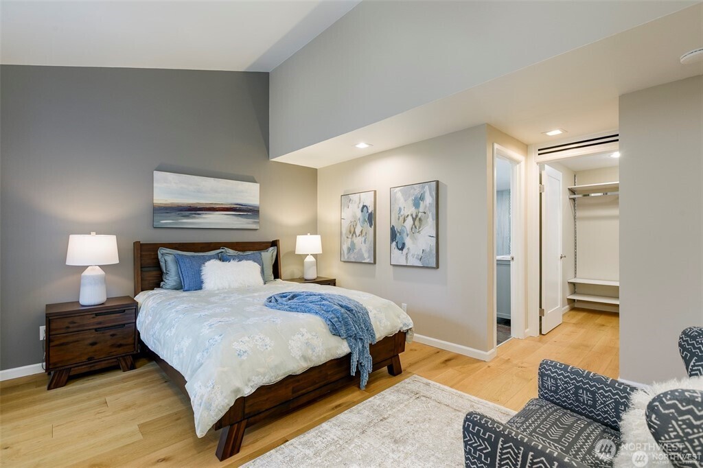 6001 60th Avenue NE Seattle WA 98115