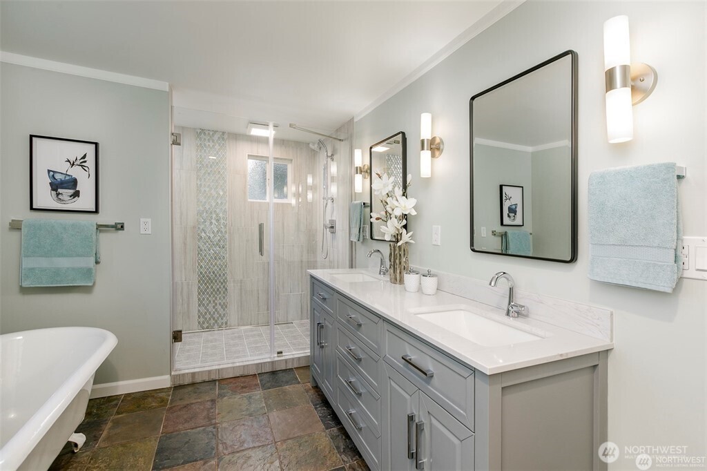 6001 60th Avenue NE Seattle WA 98115