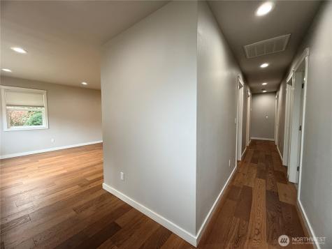 11837 32nd Avenue NE Seattle WA 98125