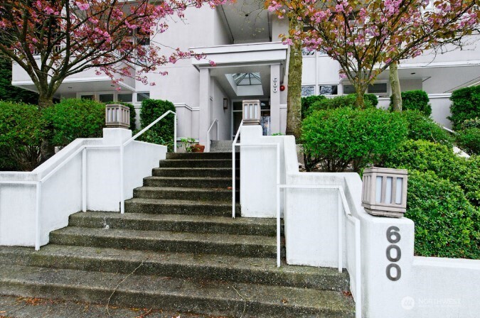 600 Bellevue Way SE Bellevue WA 98004