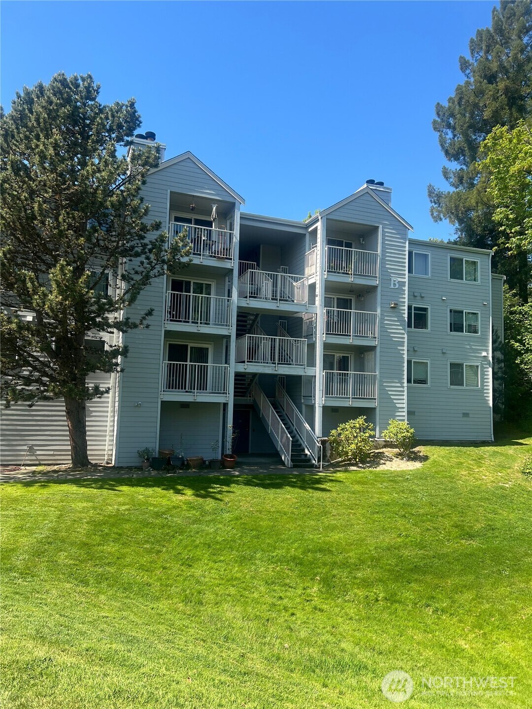 975 Aberdeen Avenue NE Renton WA 98056