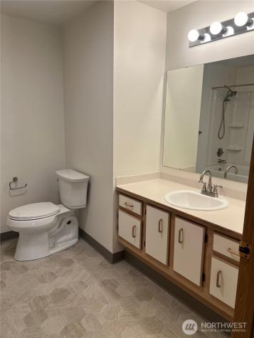 975 Aberdeen Avenue NE Renton WA 98056