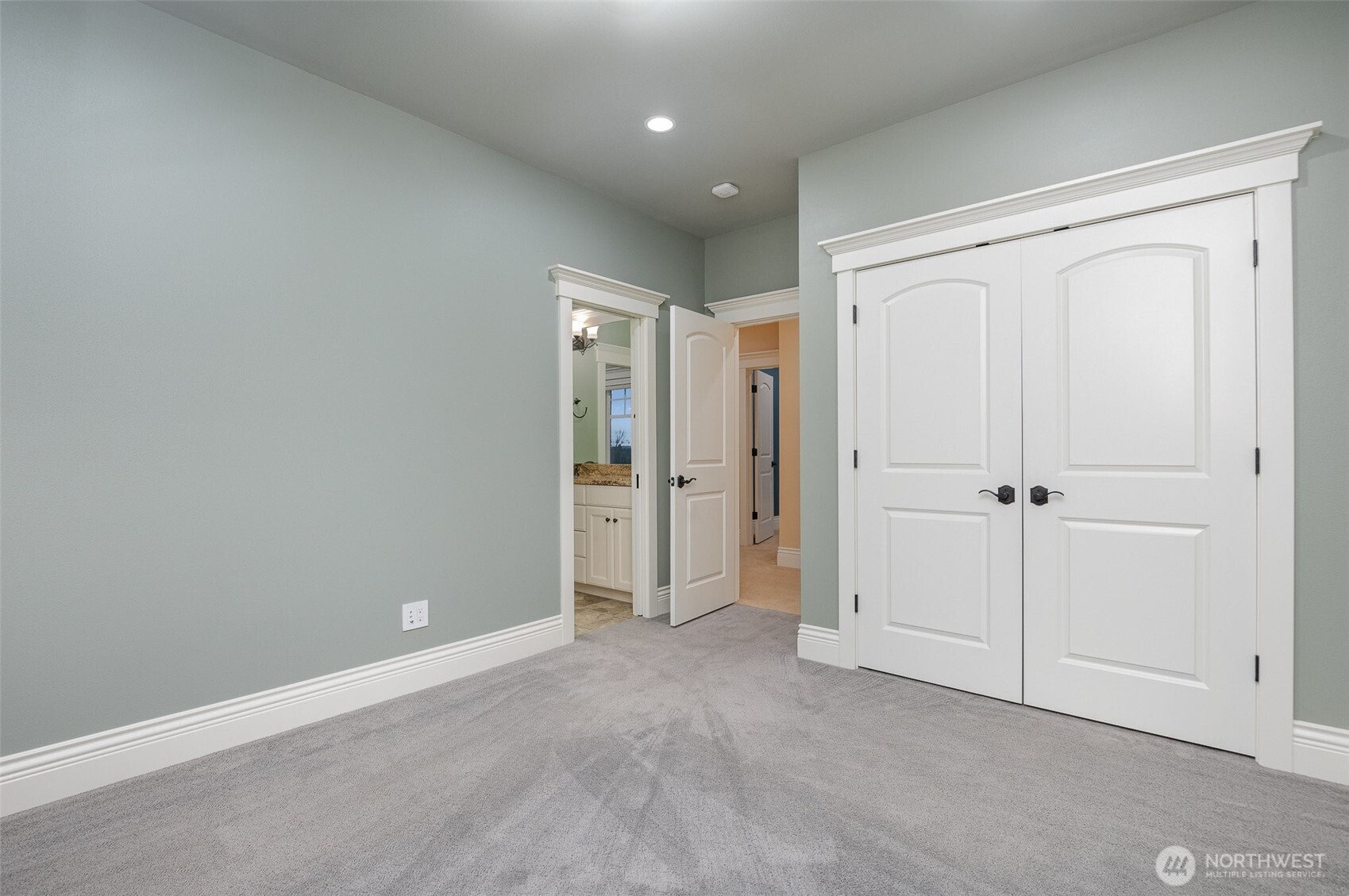 4332 129th Place SE Bellevue WA 98009