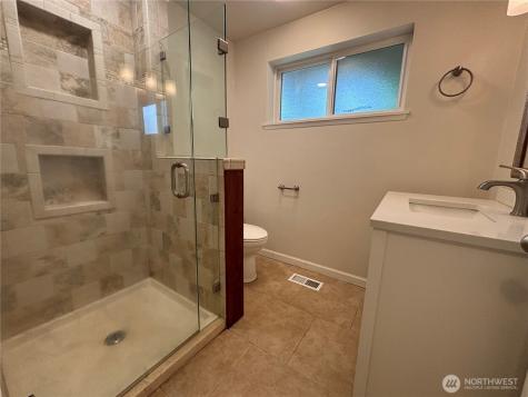 4502 E Bay Drive NW Gig Harbor WA 98335