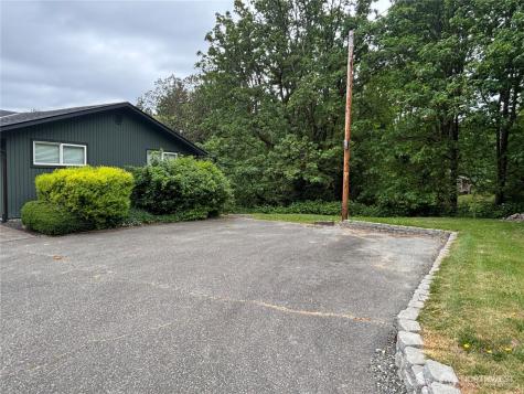 4502 E Bay Drive NW Gig Harbor WA 98335