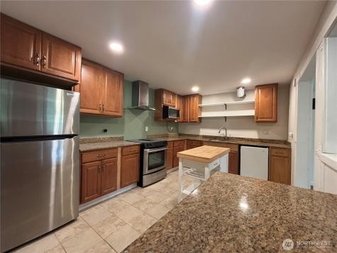 4502 E Bay Drive NW Gig Harbor WA 98335