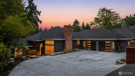 8402 SE 53rd Place Mercer Island WA 98040