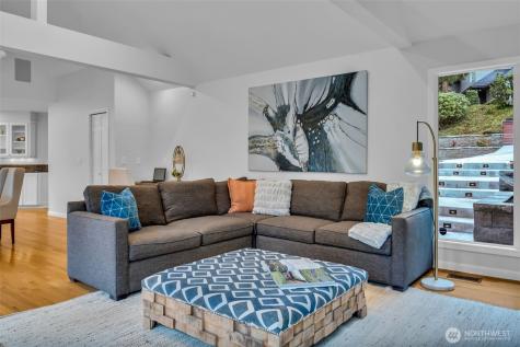 8402 SE 53rd Place Mercer Island WA 98040