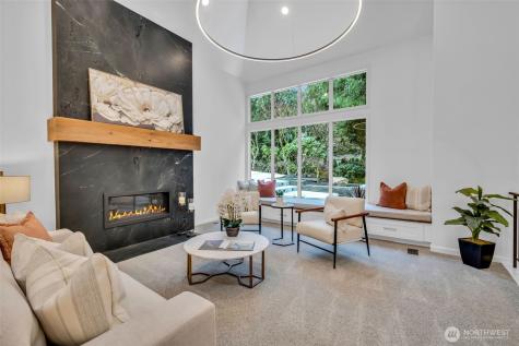 8402 SE 53rd Place Mercer Island WA 98040