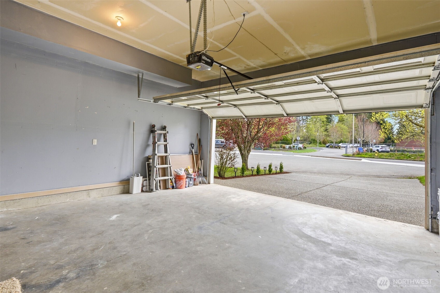 4604 20th Way NE Olympia WA 98516