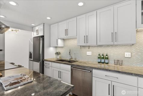 733 Lake Street S Kirkland WA 98033
