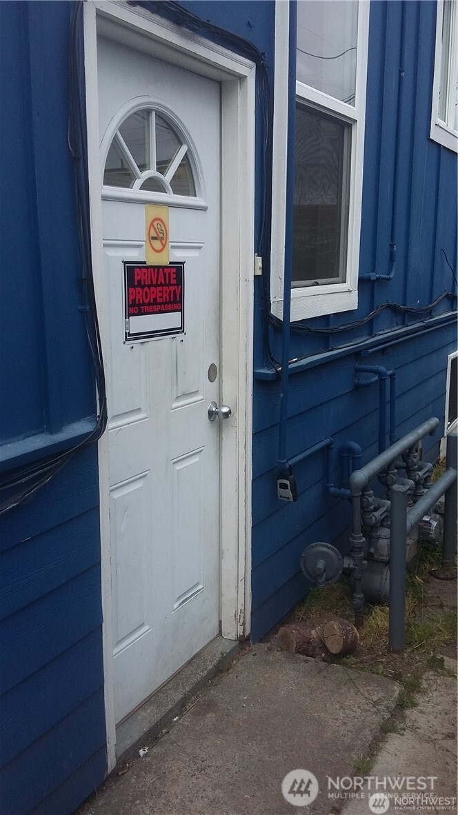 1017 4th Street Bremerton WA 98337