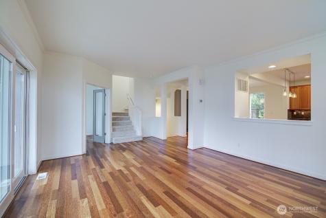 597 Alpine Ridge Place NW Issaquah WA 98027