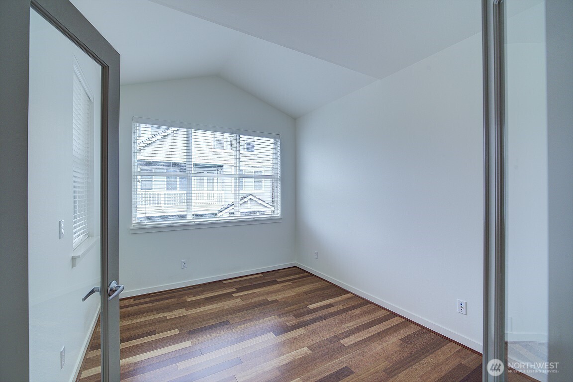 597 Alpine Ridge Place NW Issaquah WA 98027