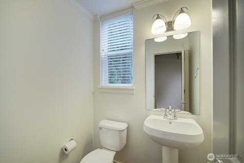 597 Alpine Ridge Place NW Issaquah WA 98027
