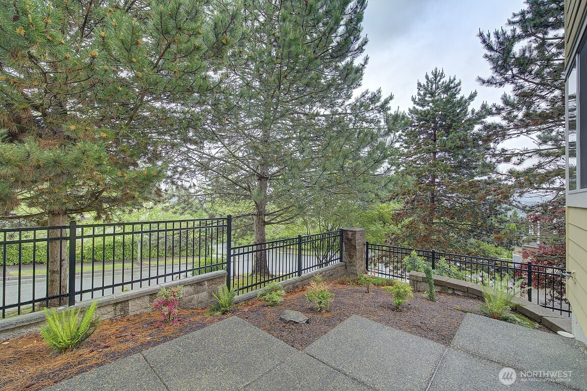 597 Alpine Ridge Place NW Issaquah WA 98027