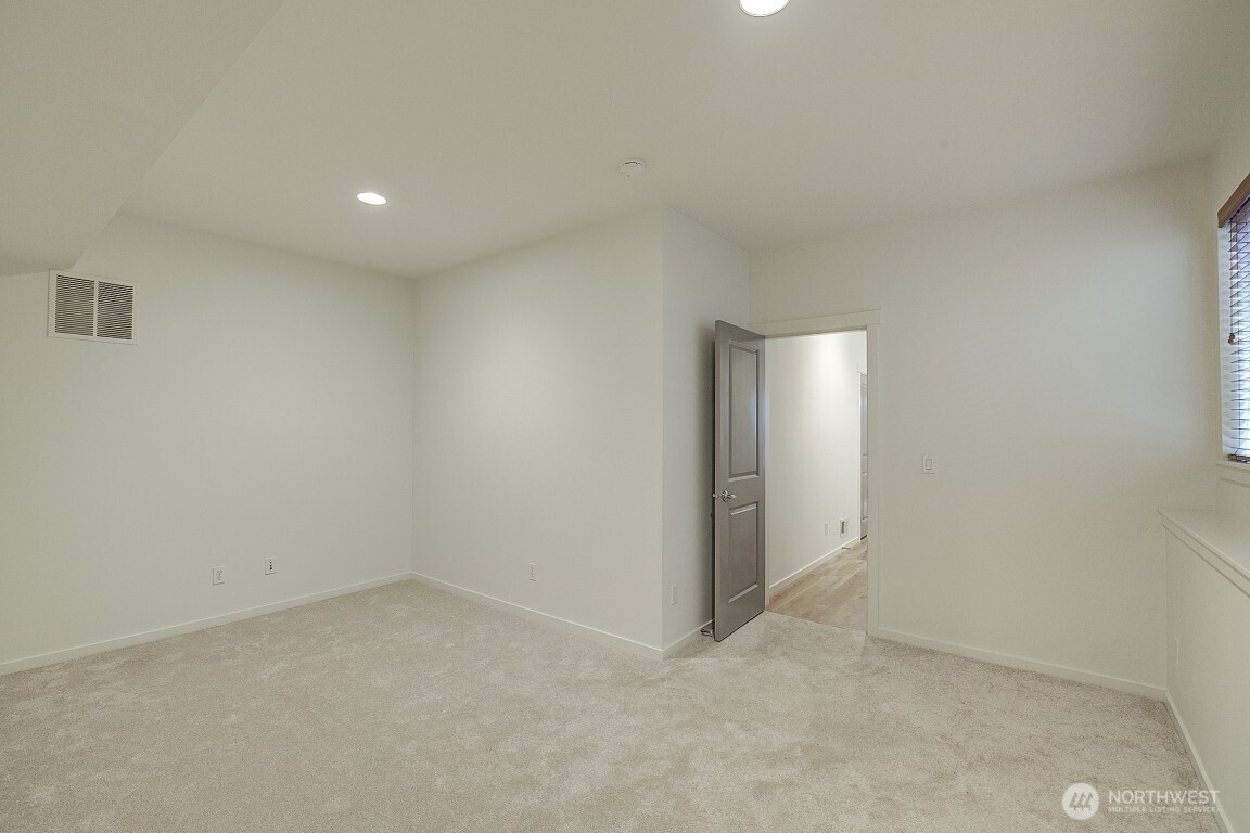 597 Alpine Ridge Place NW Issaquah WA 98027