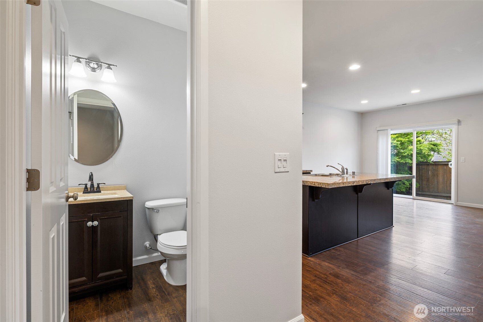 419 200th Street SW Lynnwood WA 98036