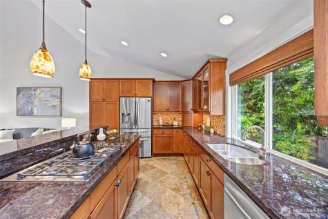 17829 149th Avenue NE Woodinville WA 98072