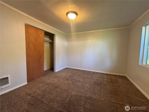 3405 Northlake Way NW Bremerton WA 98312