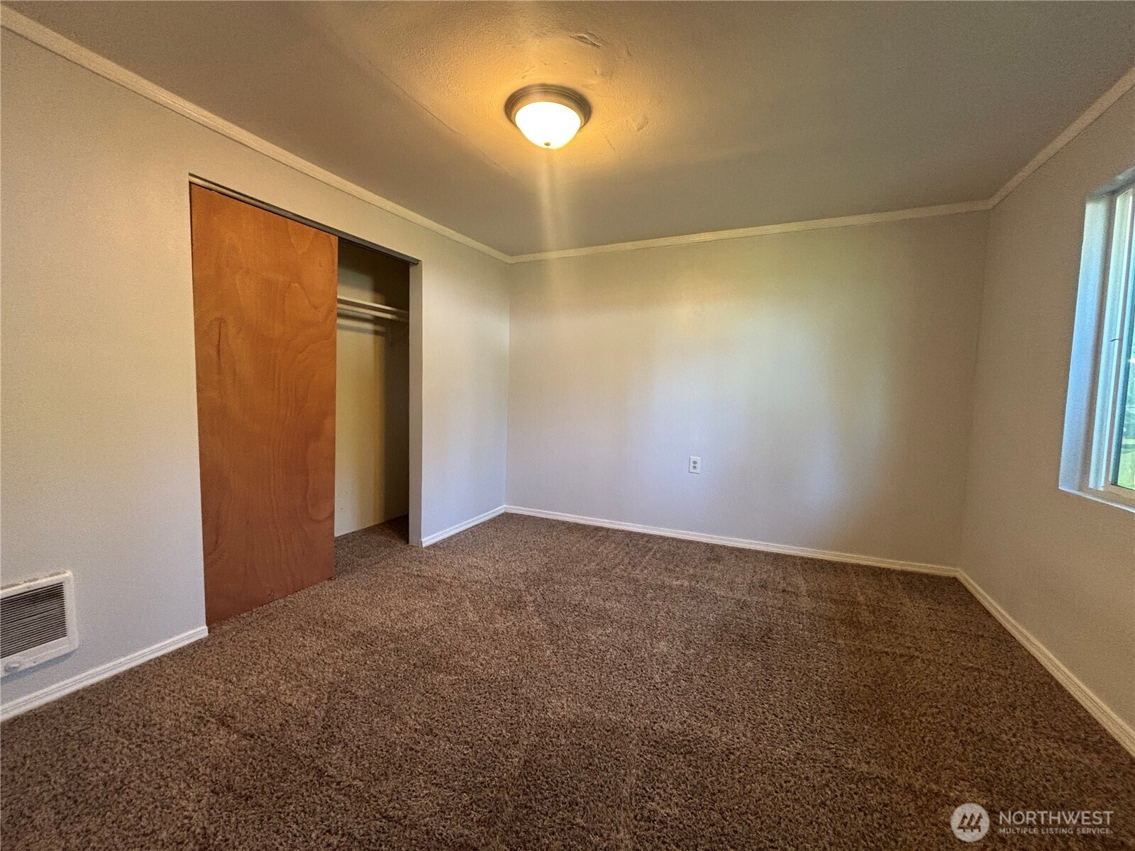 3405 Northlake Way NW Bremerton WA 98312