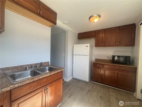 3405 Northlake Way NW Bremerton WA 98312