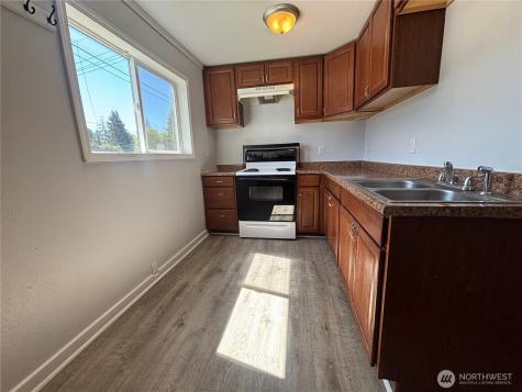 3405 Northlake Way NW Bremerton WA 98312