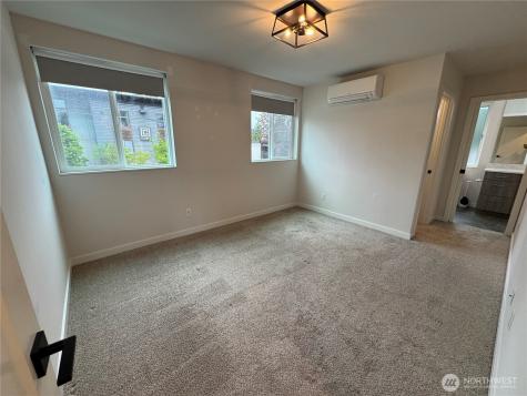 919 N 103rd Street Seattle WA 98133