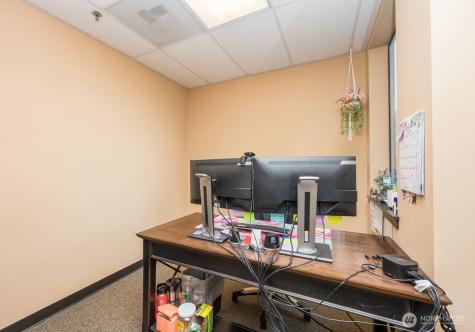 1002 39th Avenue SW Puyallup WA 98373