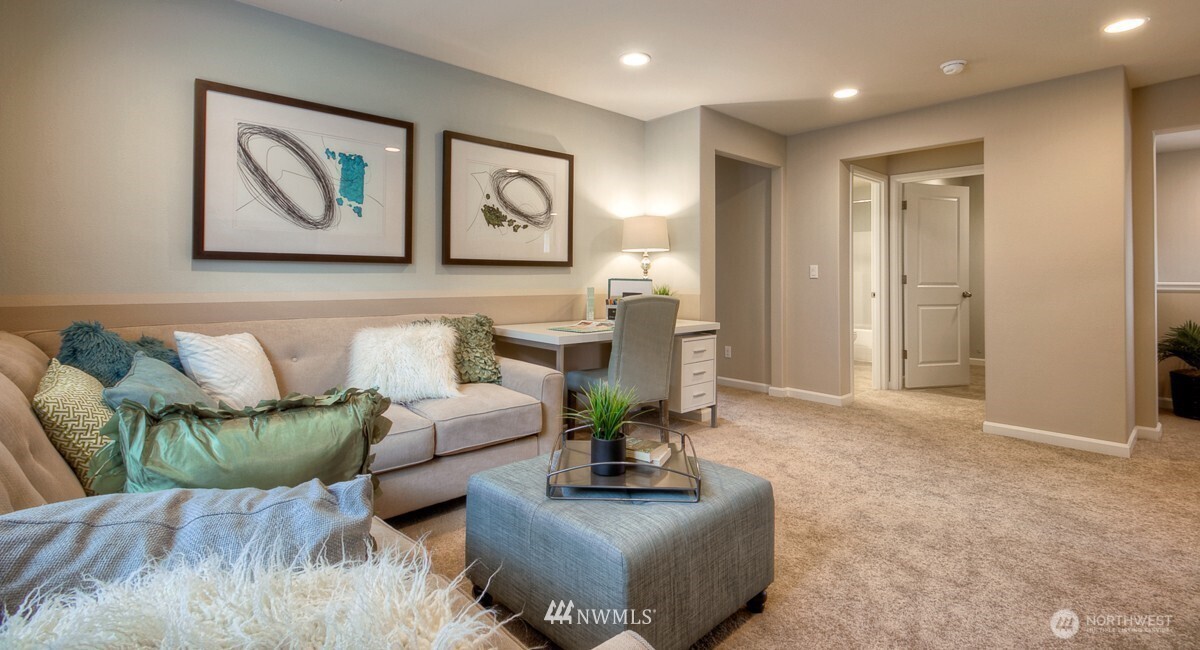 542 Meadowwood Drive SW Olympia WA 98502