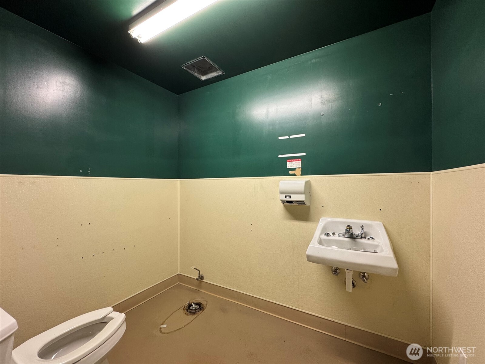 1400 W Washington Street Sequim WA 98382