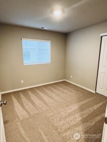 18702 108th Avenue E Puyallup WA 98374